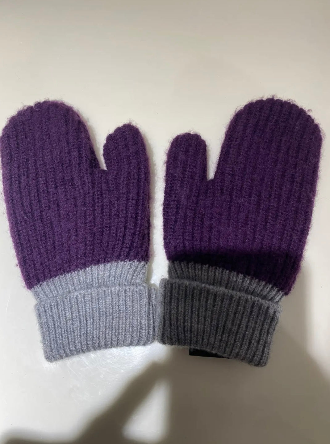 Adidas × Y‑3 Women’s Mittens Glove with Strap – Size M (165/75 mm | 21 × 7.5 cm)